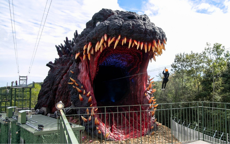 「ゴジラ迎撃作戦」直行バスセット券